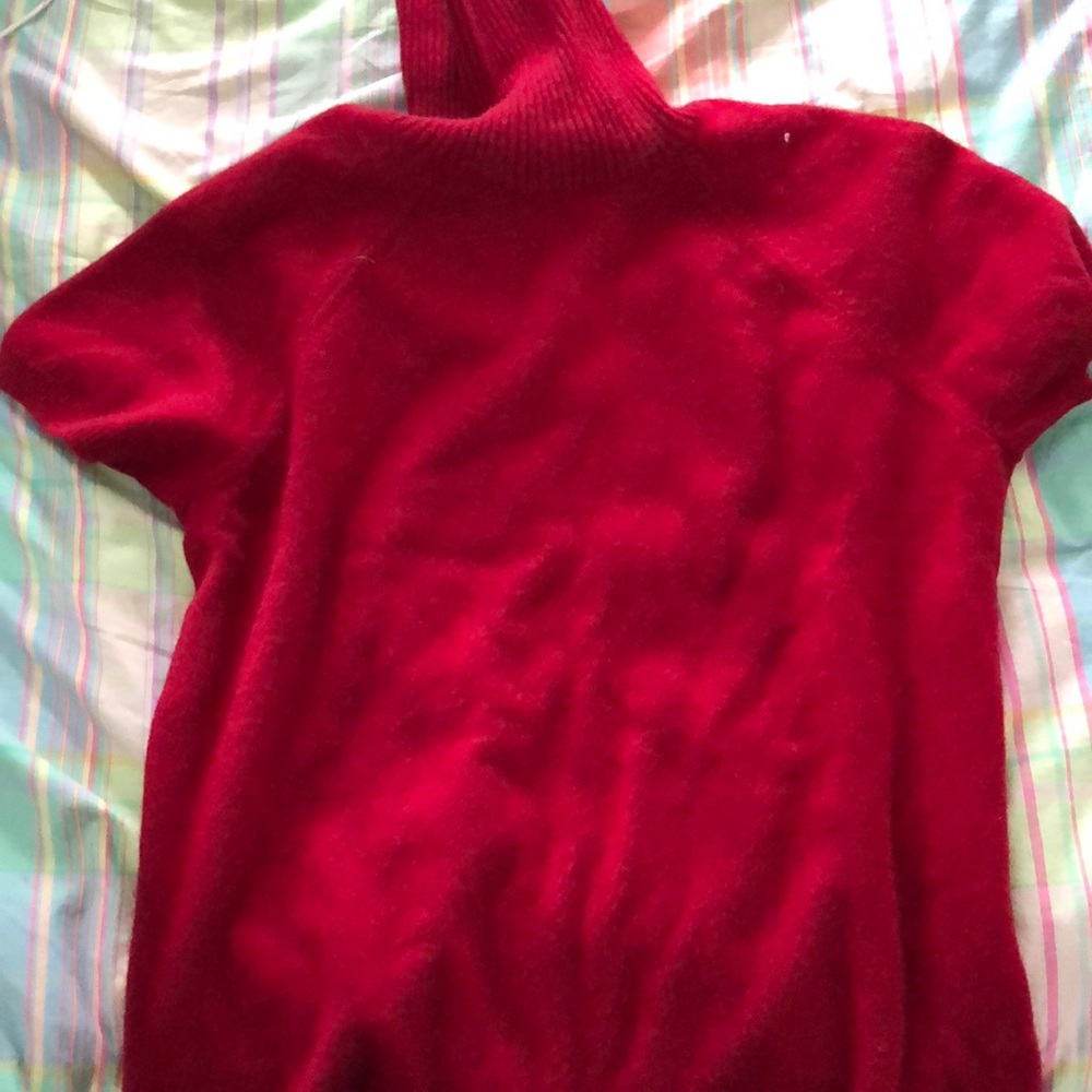 100% Cashmere Short Sleeve Turtleneck